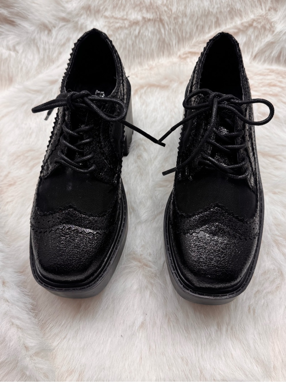 Bumper Black Women's Platform Wingtip Brogue Lace-Up Shoes